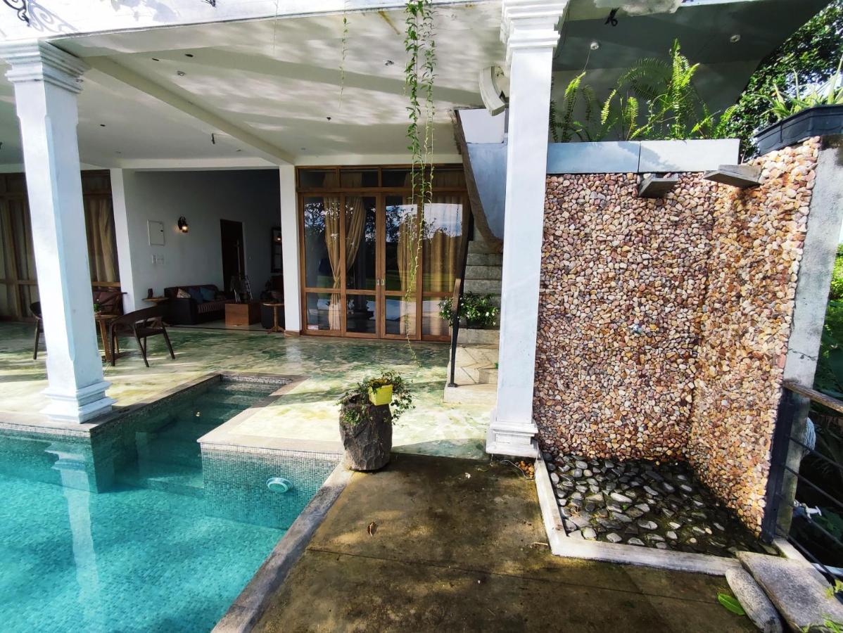 Villa Seven Faces-Luxury Escape,Stunning Views With Private Pool For A Couple Or Family! Galle Bagian luar foto