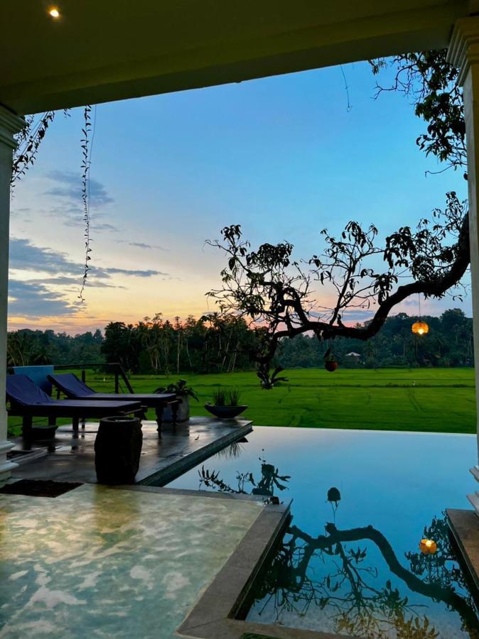 Villa Seven Faces-Luxury Escape,Stunning Views With Private Pool For A Couple Or Family! Galle Bagian luar foto