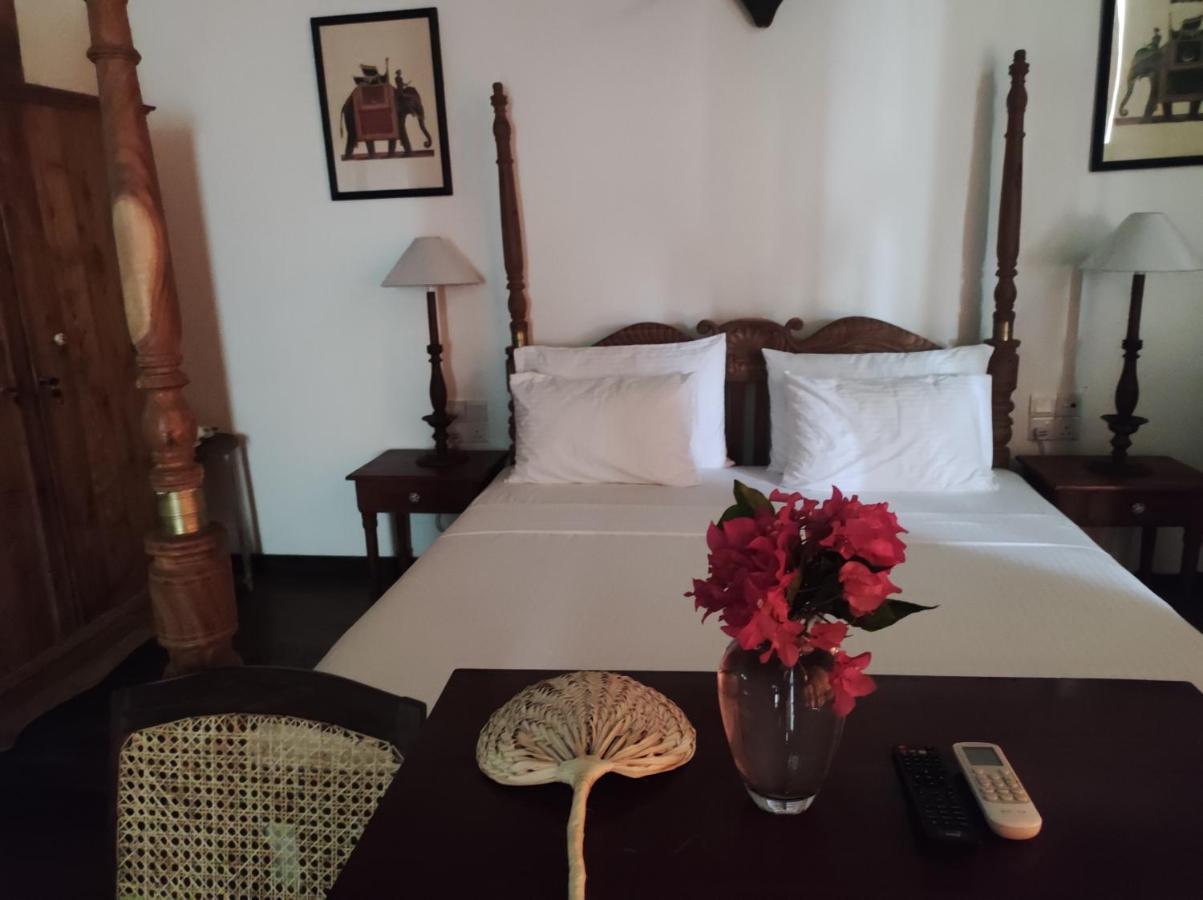Villa Seven Faces-Luxury Escape,Stunning Views With Private Pool For A Couple Or Family! Galle Bagian luar foto