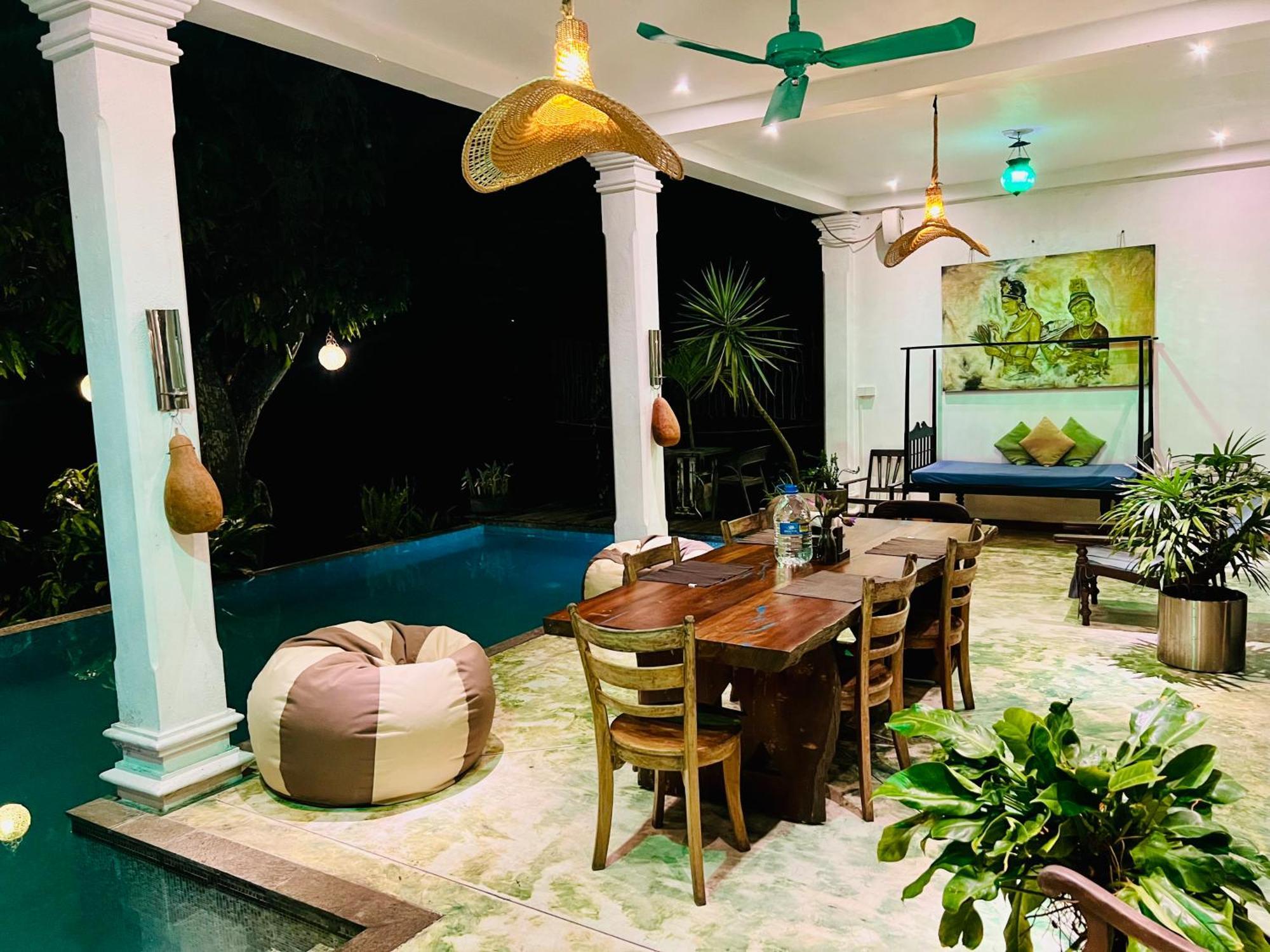 Villa Seven Faces-Luxury Escape,Stunning Views With Private Pool For A Couple Or Family! Galle Bagian luar foto